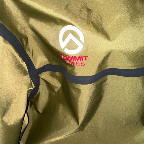 NWT SUPREME®/THE NORTH FACE® SUMMIT SERIES OUTER TAPE SEAM COACHES JACKET SIZE S - Picture 4 of 16